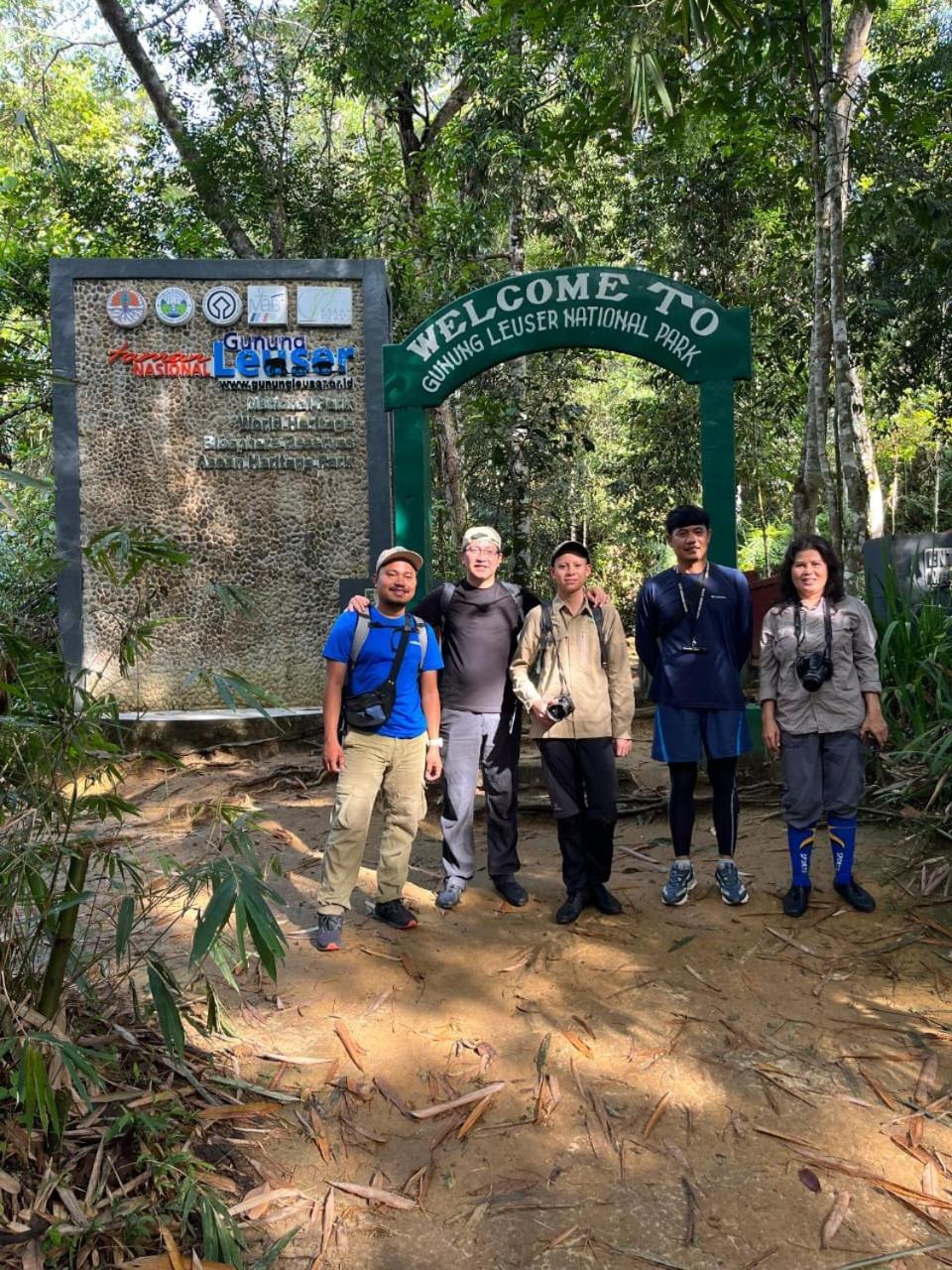 Pongo Guest House & Jungle Trekking بوكيت لاوانج المظهر الخارجي الصورة