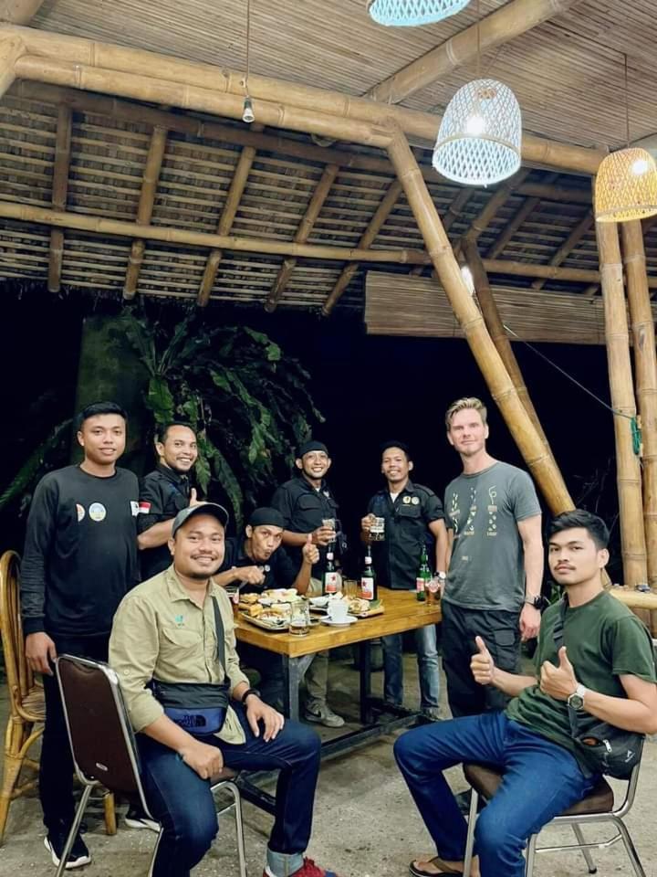 Pongo Guest House & Jungle Trekking بوكيت لاوانج المظهر الخارجي الصورة
